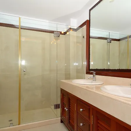 Holiday Atlantida Seaviews Ferienhaus *