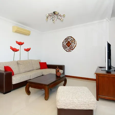Holiday Atlantida Seaviews Tatil Evi Arrecife (Lanzarote)
